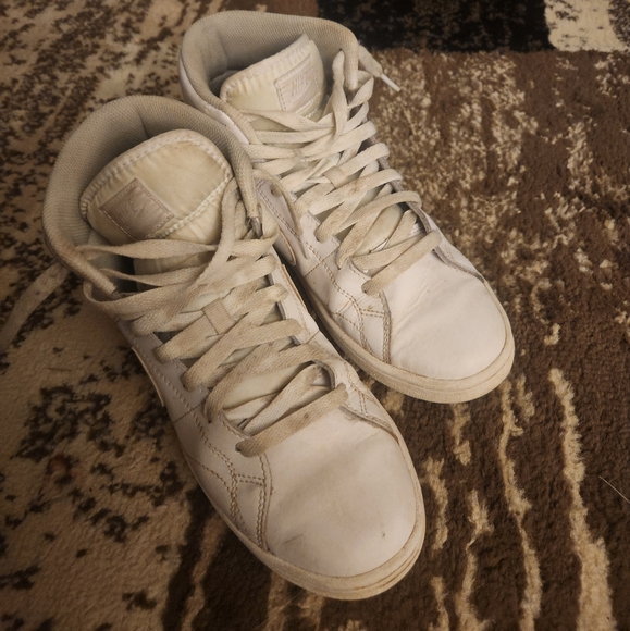 Nike Court Royale 2 MidWomen's Shoes - Picture 4 of 5